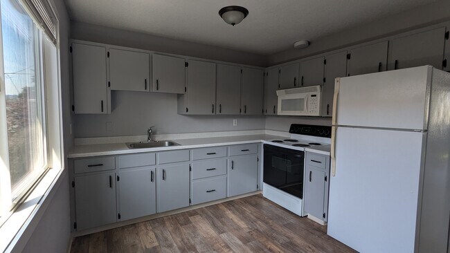 Cocina - 2910 SE Gladstone St