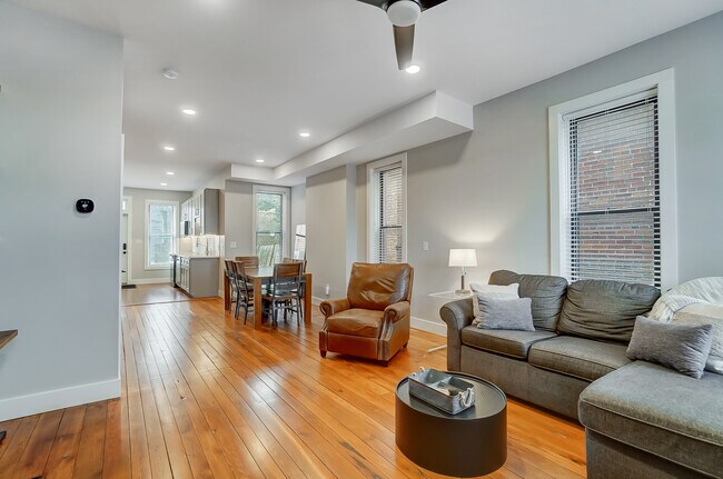 Foto del edificio - 731 Hamlet St