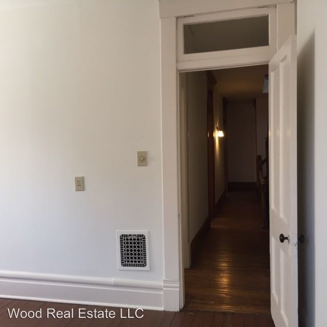 Foto del edificio - 868-870 Neil Ave