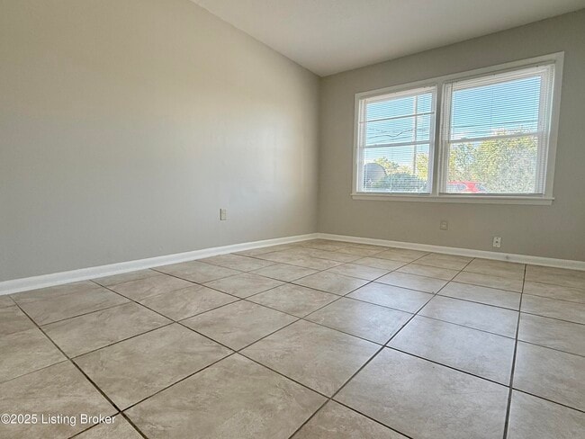 Building Photo - 12611 E Orell Rd