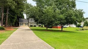 Foto del edificio - 446 Russell Cemetery Rd