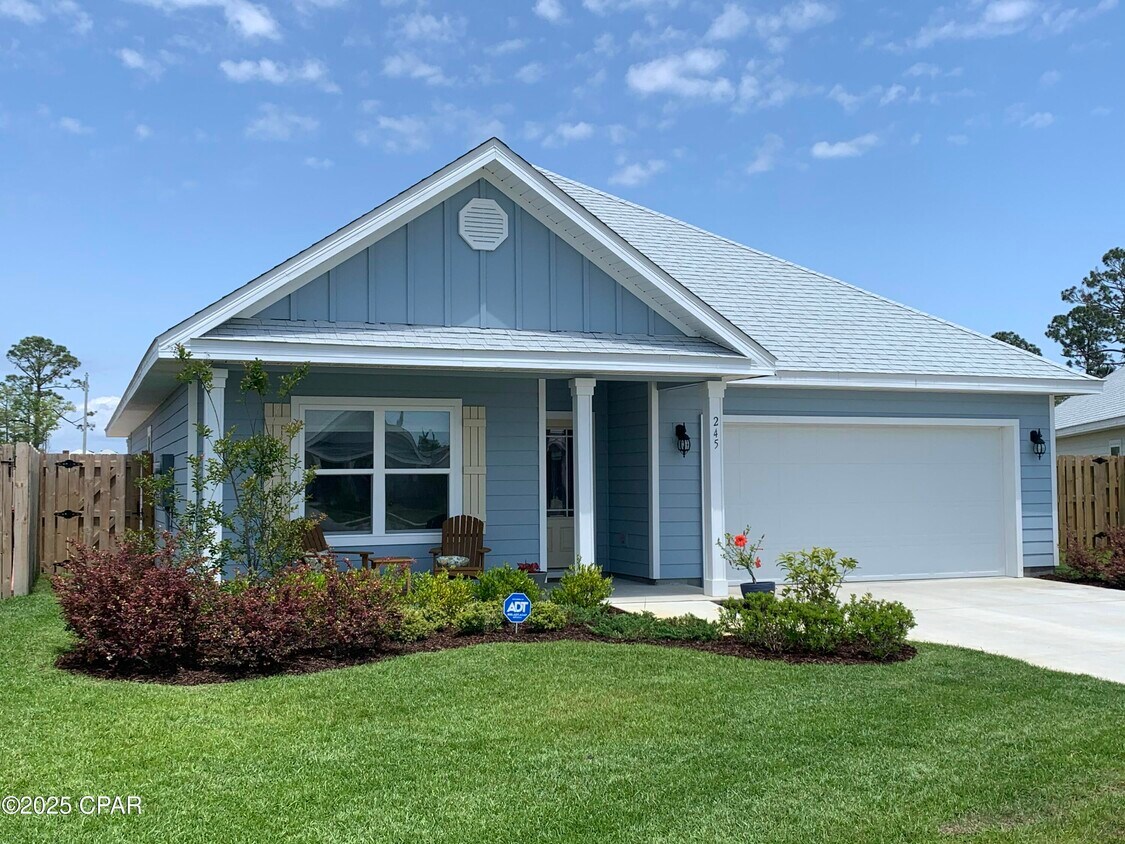 Foto principal - 245 Villa Bay Dr