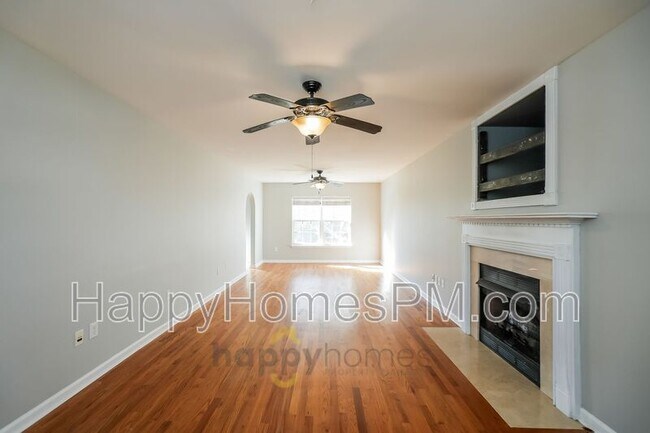 Building Photo - 941 Clearspring Dr