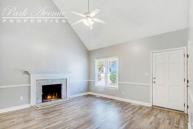 Foto del edificio - 4712 Jacqueline Ln