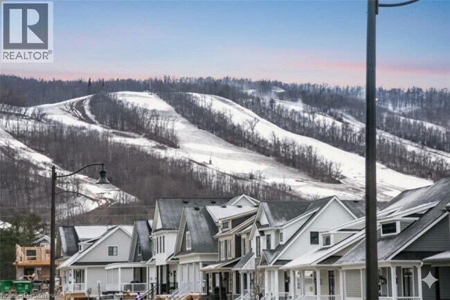 Photo du bâtiment - 123 Courtland St