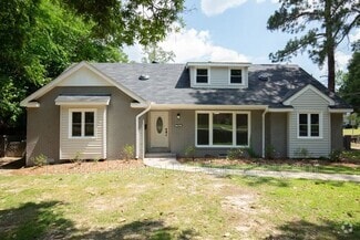 Building Photo - 2826 College Dr