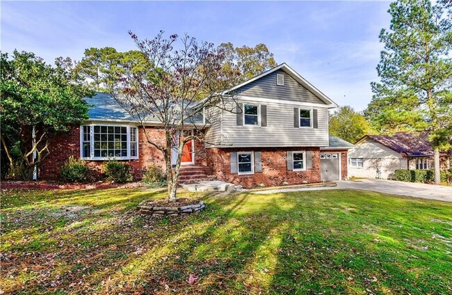 Foto del edificio - 233 Vivian Dr