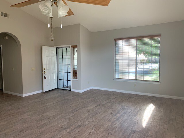 Foto del edificio - Almonte