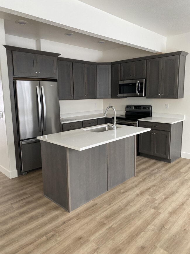 Foto del edificio - 51 W 440