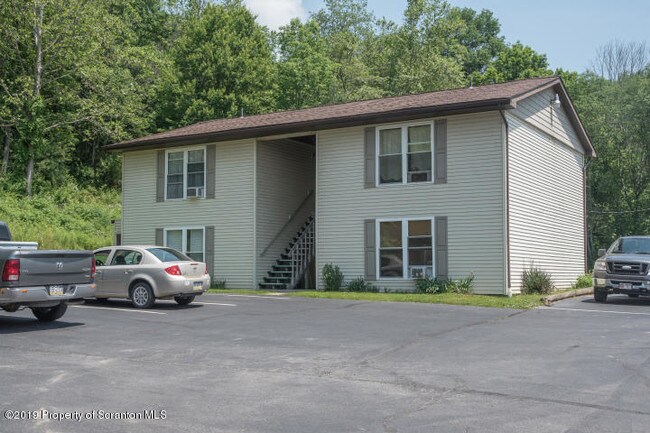 Building Photo - 16 Lindley Ave