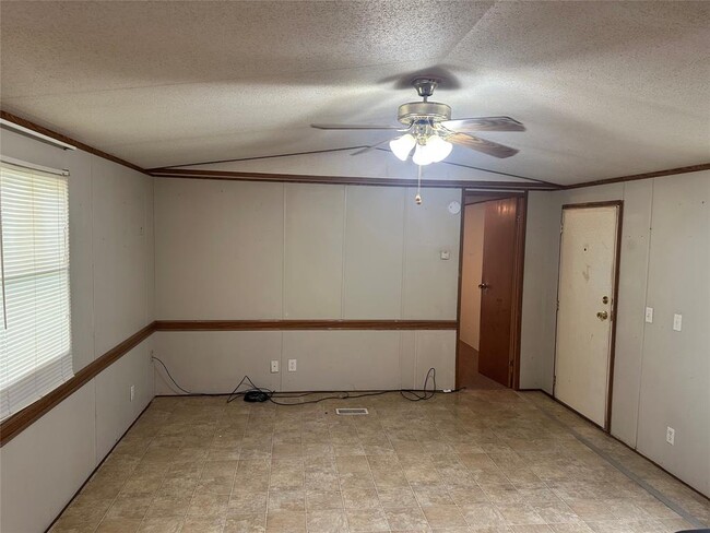 Building Photo - 6920 Leann Ln