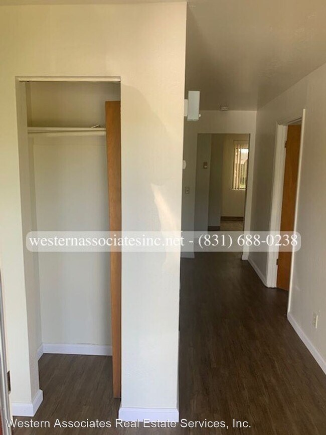 Foto del edificio - 104-122 Jaunell Rd