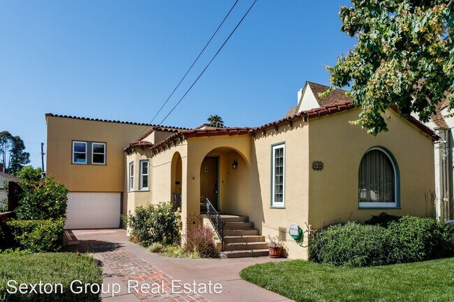 Building Photo - 4 br, 2 bath House - 818 Collier Dr