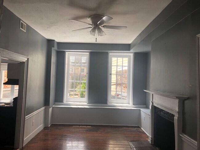 Foto del edificio - 820 Caroline St