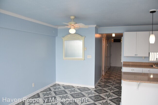 Building Photo - 1 br, 1 bath House - 235 Broadway  Apt 300