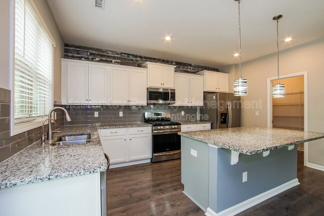 Foto del edificio - 550 W Copenhaver Dr