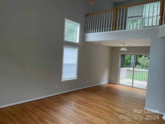 Building Photo - 15004 Annan Ct
