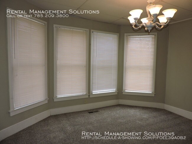 Foto del edificio - 1912 SW Buchanan St #1- 2 BED/1 BATH