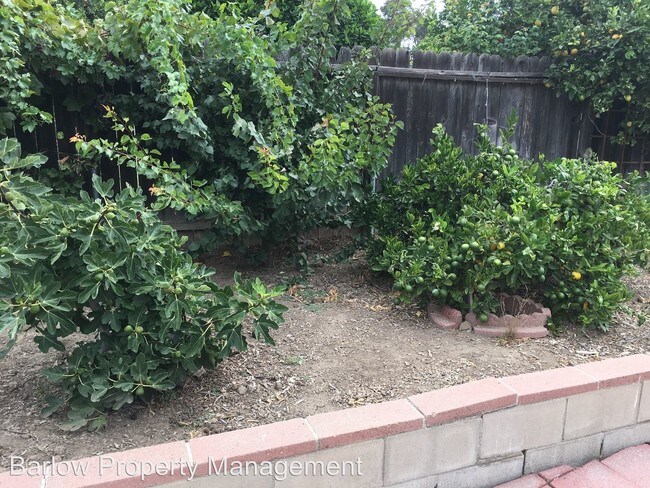 Foto del edificio - 704 Elko Ave