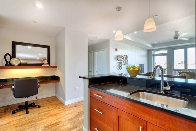 Foto del edificio - 100 Station Landing