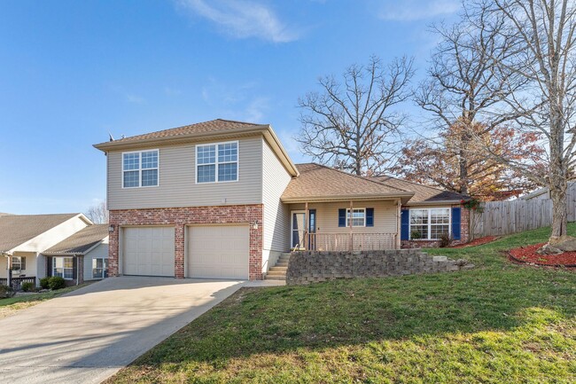 Building Photo - Single-Family Home in Black Oak Estates, Branson