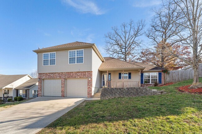 Foto del edificio - Single-Family Home in Black Oak Estates, Branson