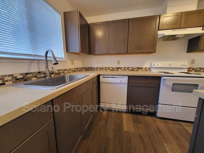 Foto del edificio - 1910 Grande Cir