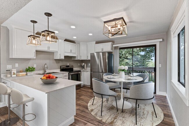 Foto del edificio - 4428 S 164th St