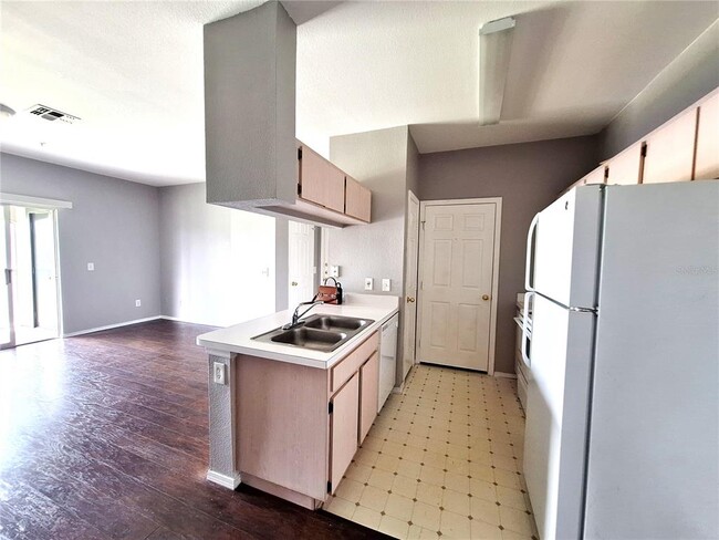 Building Photo - 12906 Sanctuary Cove Dr