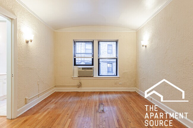 Foto del edificio - 536 W Arlington Pl