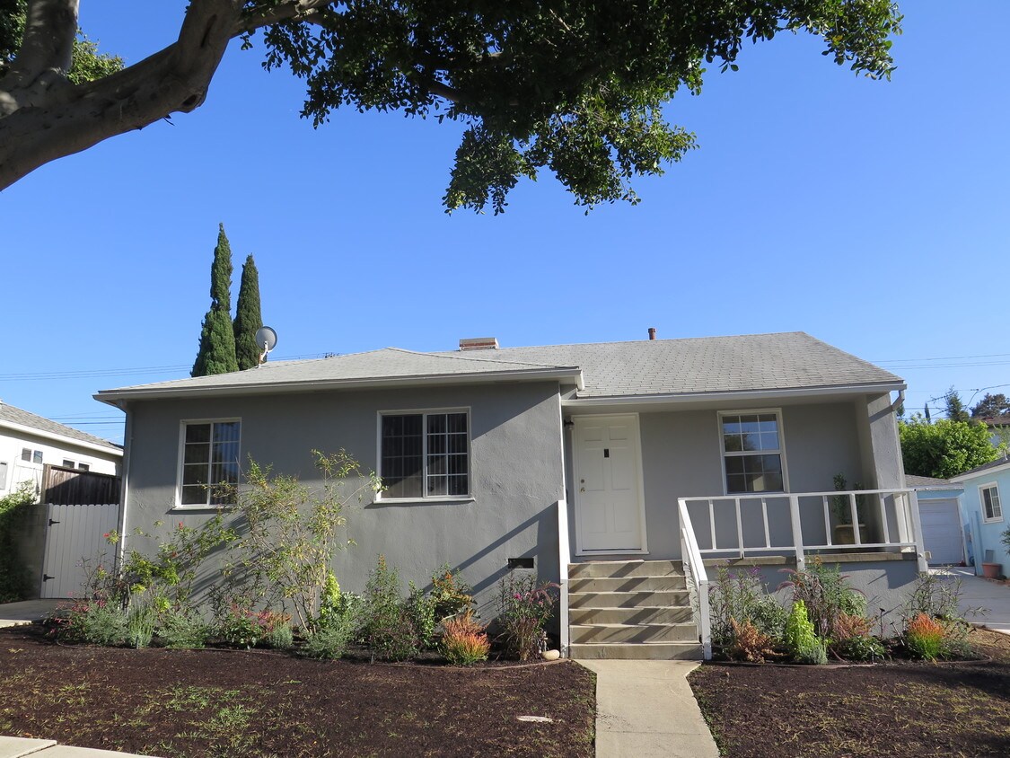 31 Houses Available for Rent in Mar Vista, CA