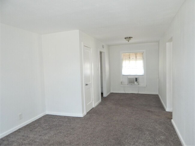 Foto del edificio - 638 Glazebrook St
