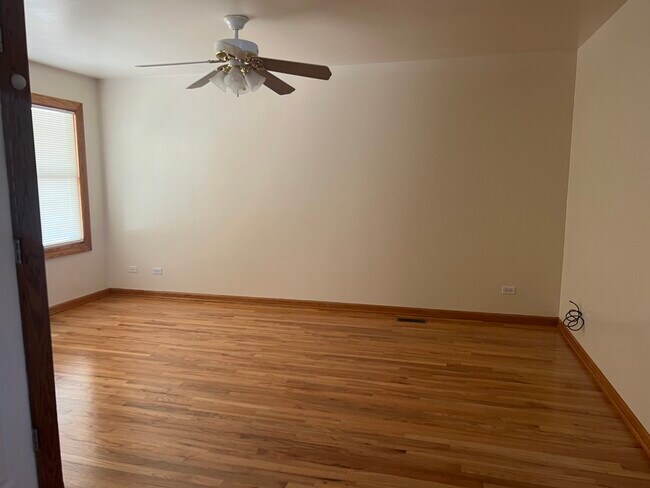 Foto del edificio - 5119 W Bloomingdale Ave