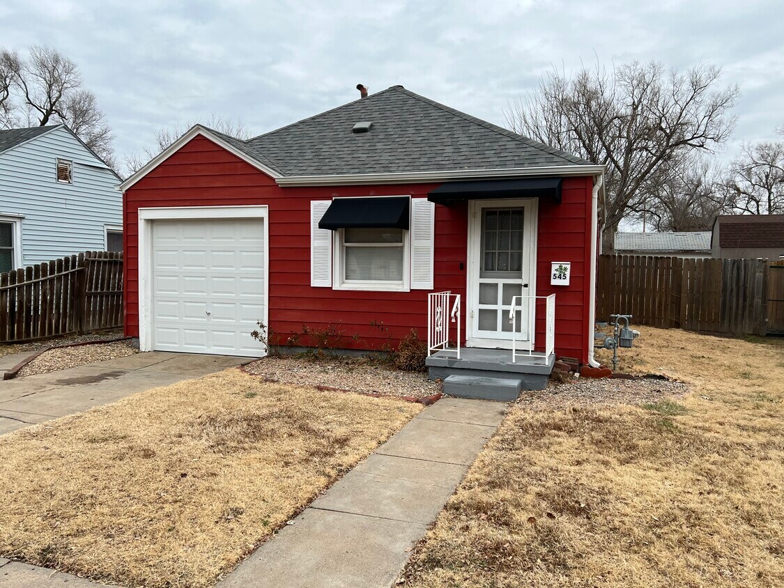 545 S College Ave, Salina, KS 67401 House Rental in Salina, KS