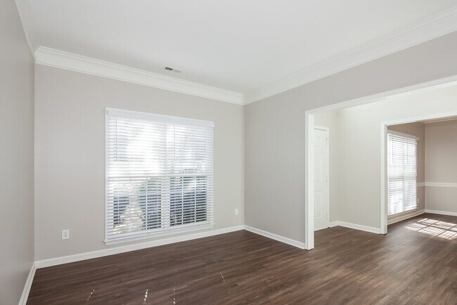 Foto del edificio - 10421 Henbane Ct