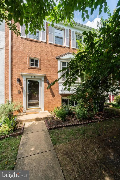 Foto principal - 2426 Falls Pl Ct