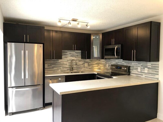 Foto del edificio - 9934 NW 6th Pl