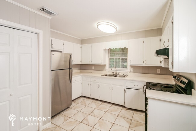 Foto del edificio - 2716 Woodland Rd