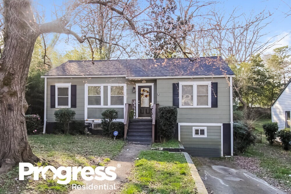 2165 Pinehurst Dr, East Point, GA 30344 House Rental in East Point