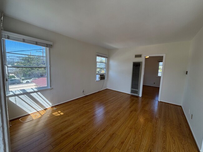 Foto del edificio - 373 Myrtle St