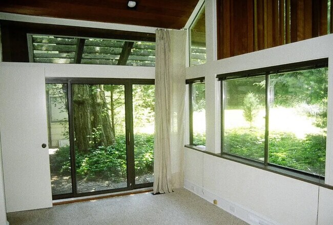 Foto del edificio - 287 Mill Rd