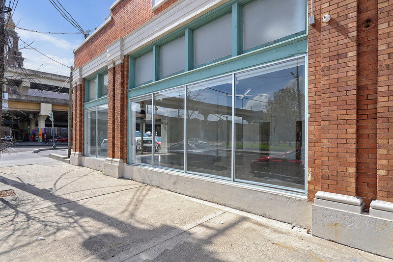 Primary Photo - 1029 Oretha Castle Haley Blvd