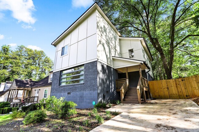 Foto del edificio - 1846 Rogers Ave SW