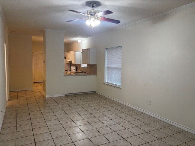Foto del edificio - 103 Elkwood Cir