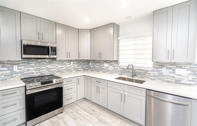 Building Photo - 13927 SW 177th St