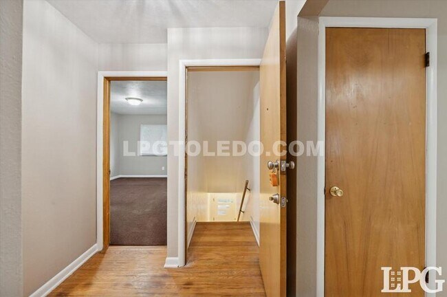 Building Photo - 4424 Westway St