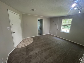 Building Photo - 8724 Ocean Springs Rd