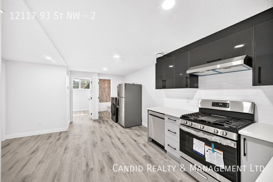 Photo du bâtiment - Pet-friendly, Brand-New 2-Bedroom Basement Suite