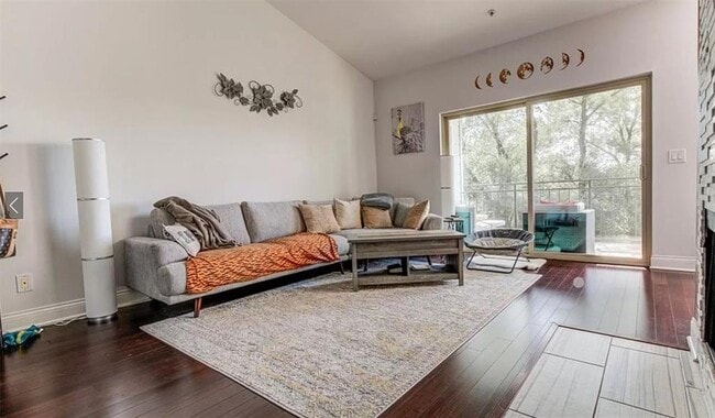 Building Photo - 6000-4 Shepherd Mountain Cove