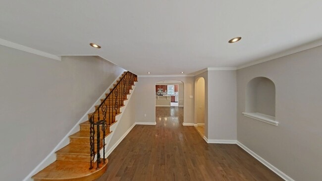 Building Photo - 2413 N 50th St